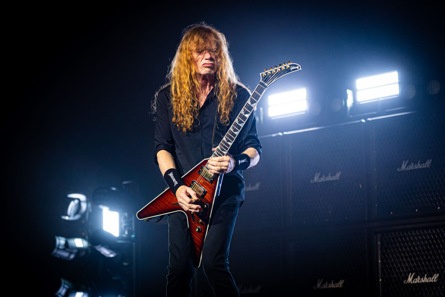 Photographie de Dave Mustaine, guitariste et chanteur du groupe Megadeth au Zénith de Paris 2025